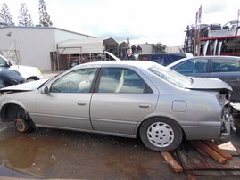 1999 TOYOTA CAMRY LE GRAY 2.2L AT Z19496